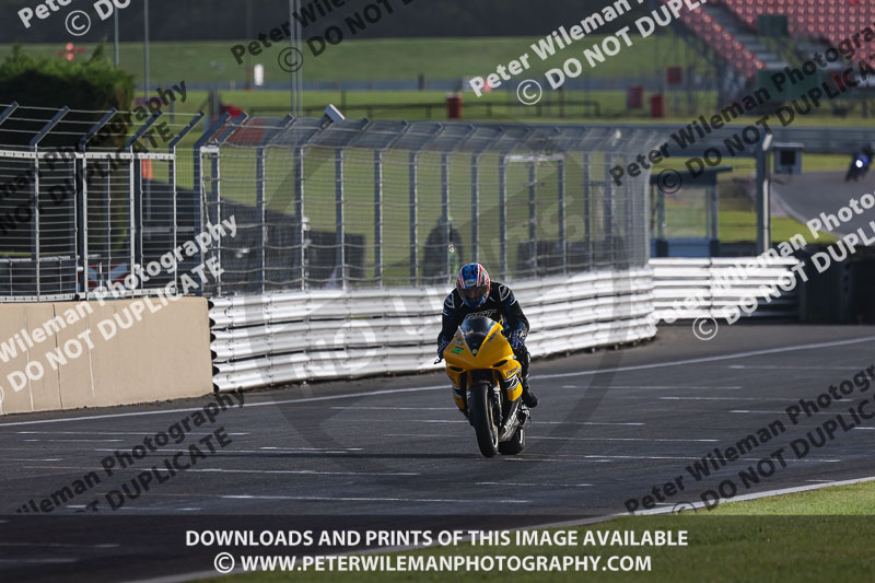 enduro digital images;event digital images;eventdigitalimages;no limits trackdays;peter wileman photography;racing digital images;snetterton;snetterton no limits trackday;snetterton photographs;snetterton trackday photographs;trackday digital images;trackday photos